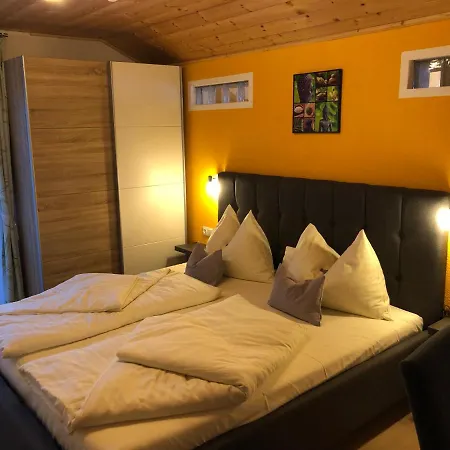 Penzion Schlossnerhof 3*