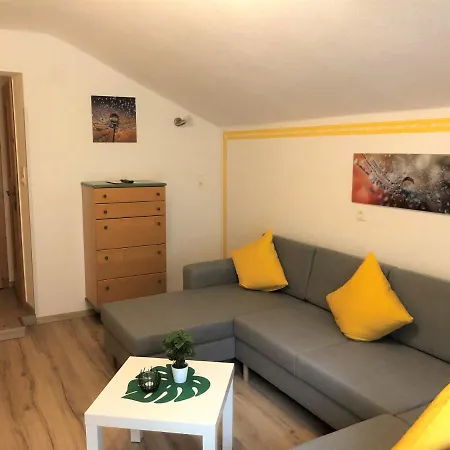 Schlossnerhof Guest house Virgen