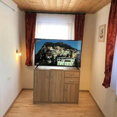 Schlossnerhof Guest house Virgen